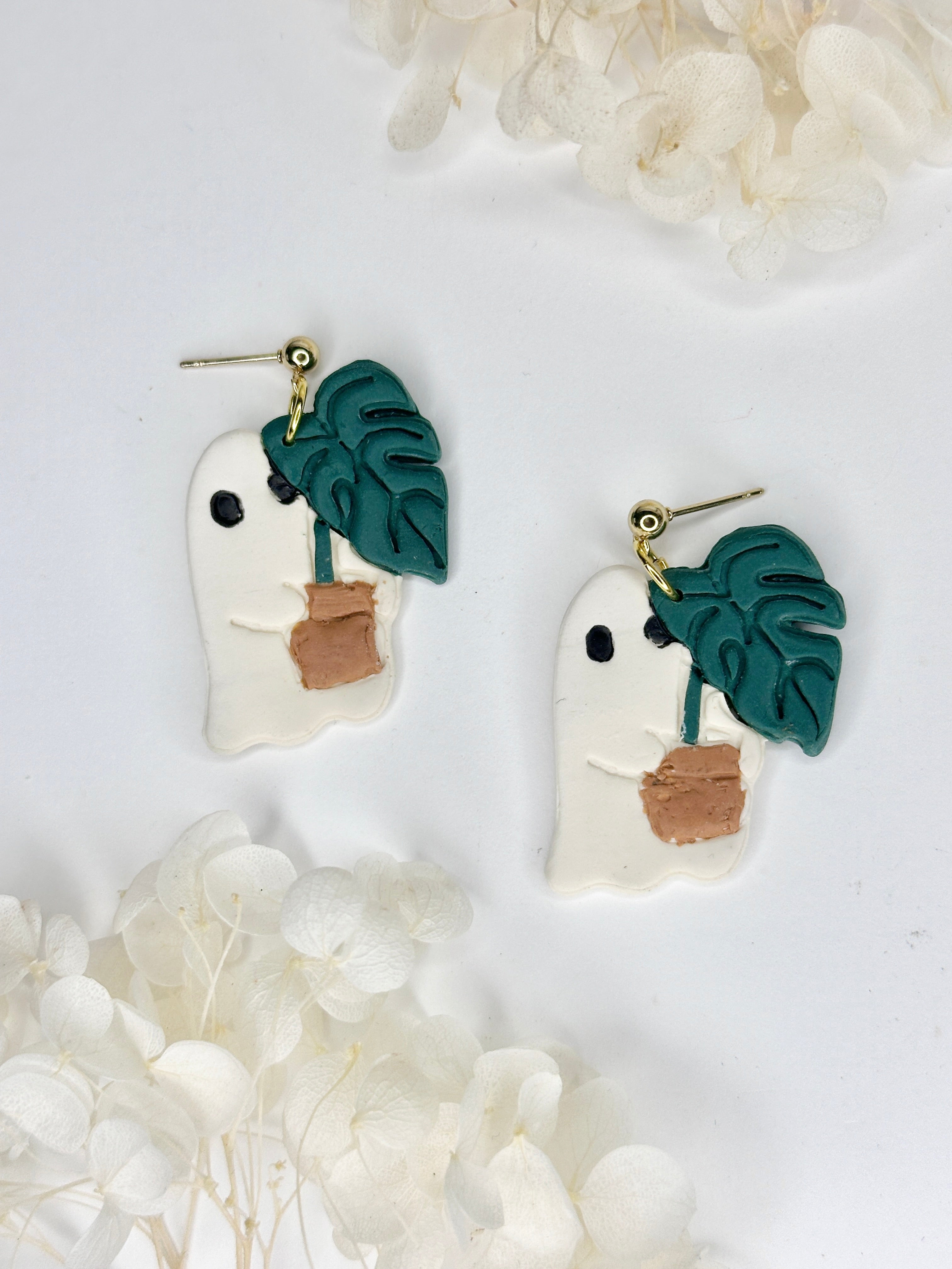 Ghost Stealing Monstera